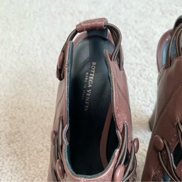 Bottega Veneta Taupe Leather Heels Sandals Women’s Size 37 (US 6.5) Retail $860 - Picture 8 of 14